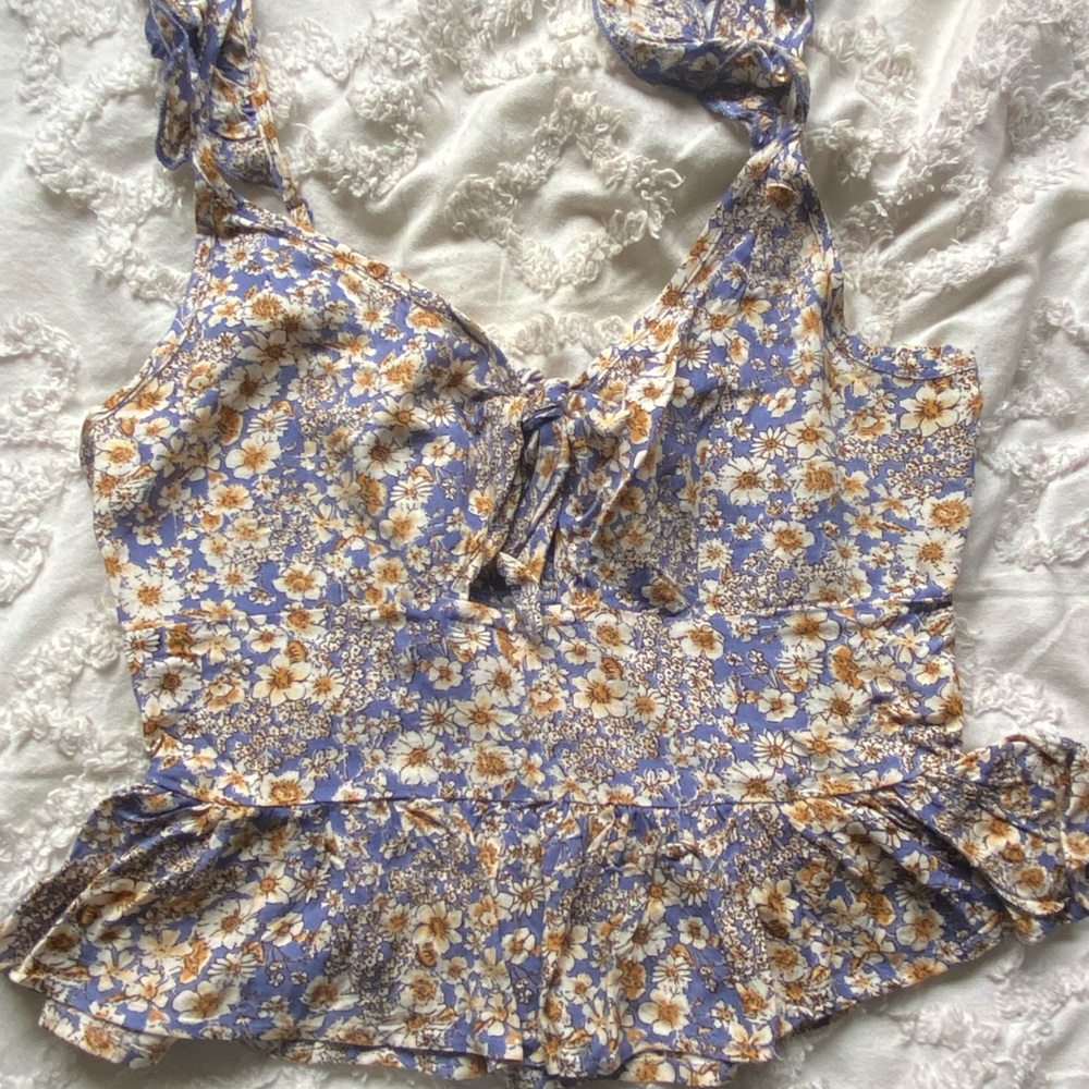 Floral top